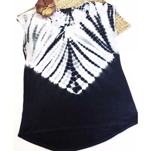 Tryst Tie Dye Top Size M in EUC